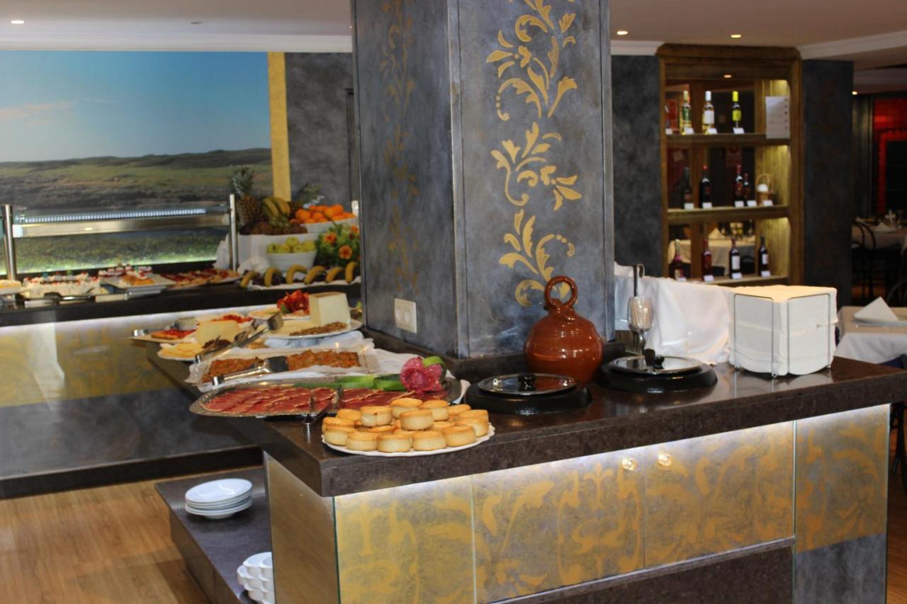 Mix Peymar Hotel Сийот Екстериор снимка